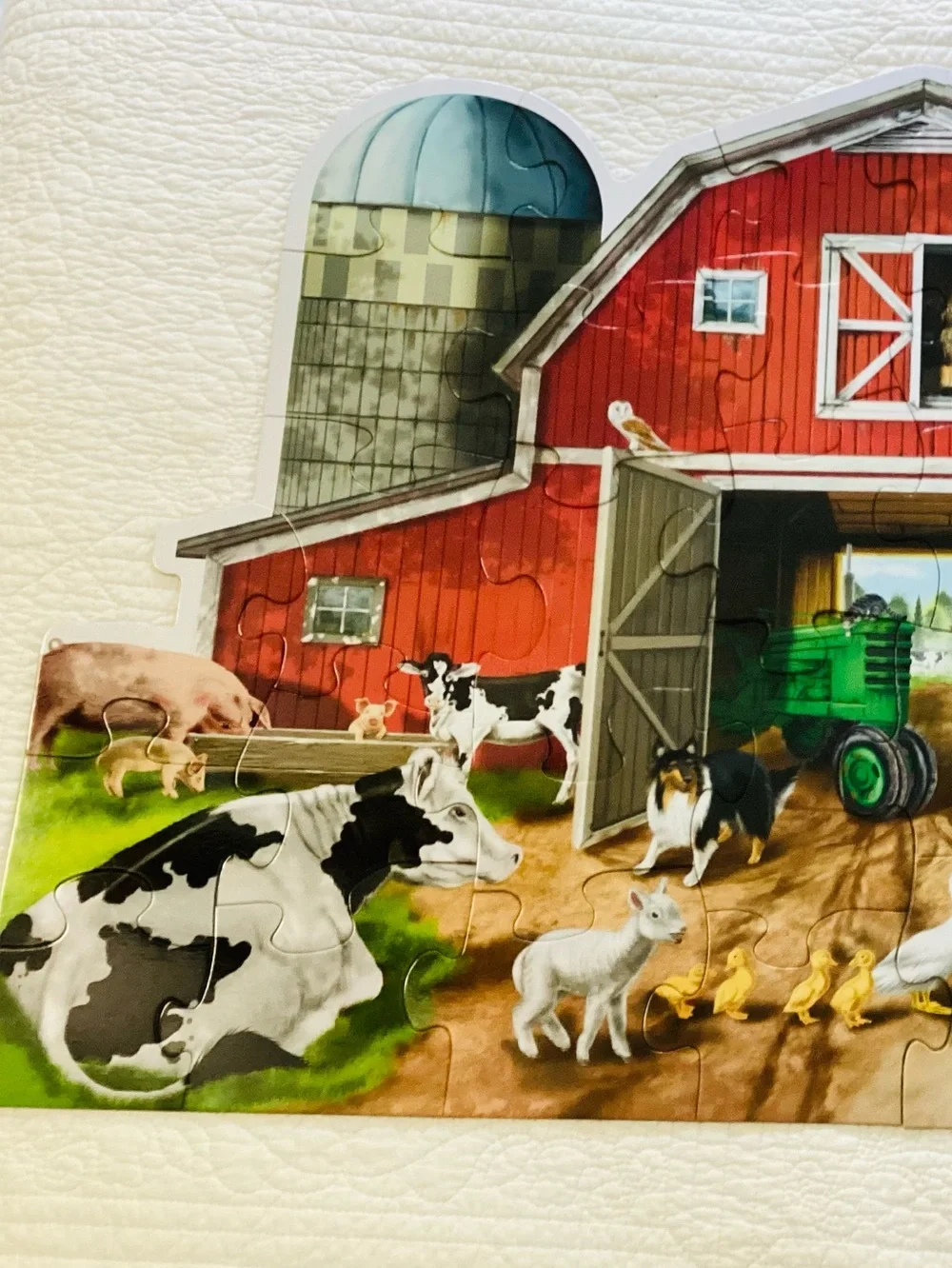 Complete Melissa & Doug 32 piece Busy Barn Floor Puzzle Red Barn Farm Animals